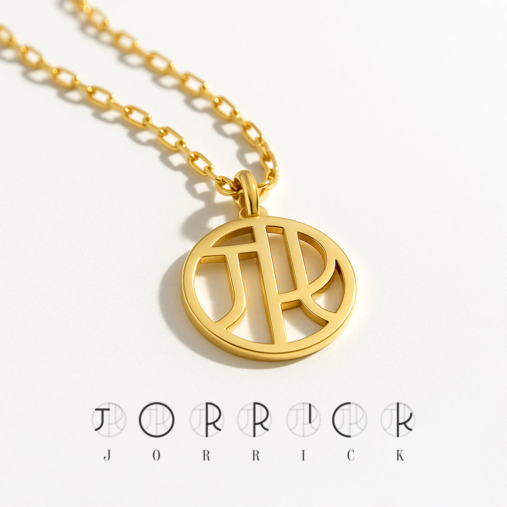 Personlig monogramhalskæde med navn eller navne