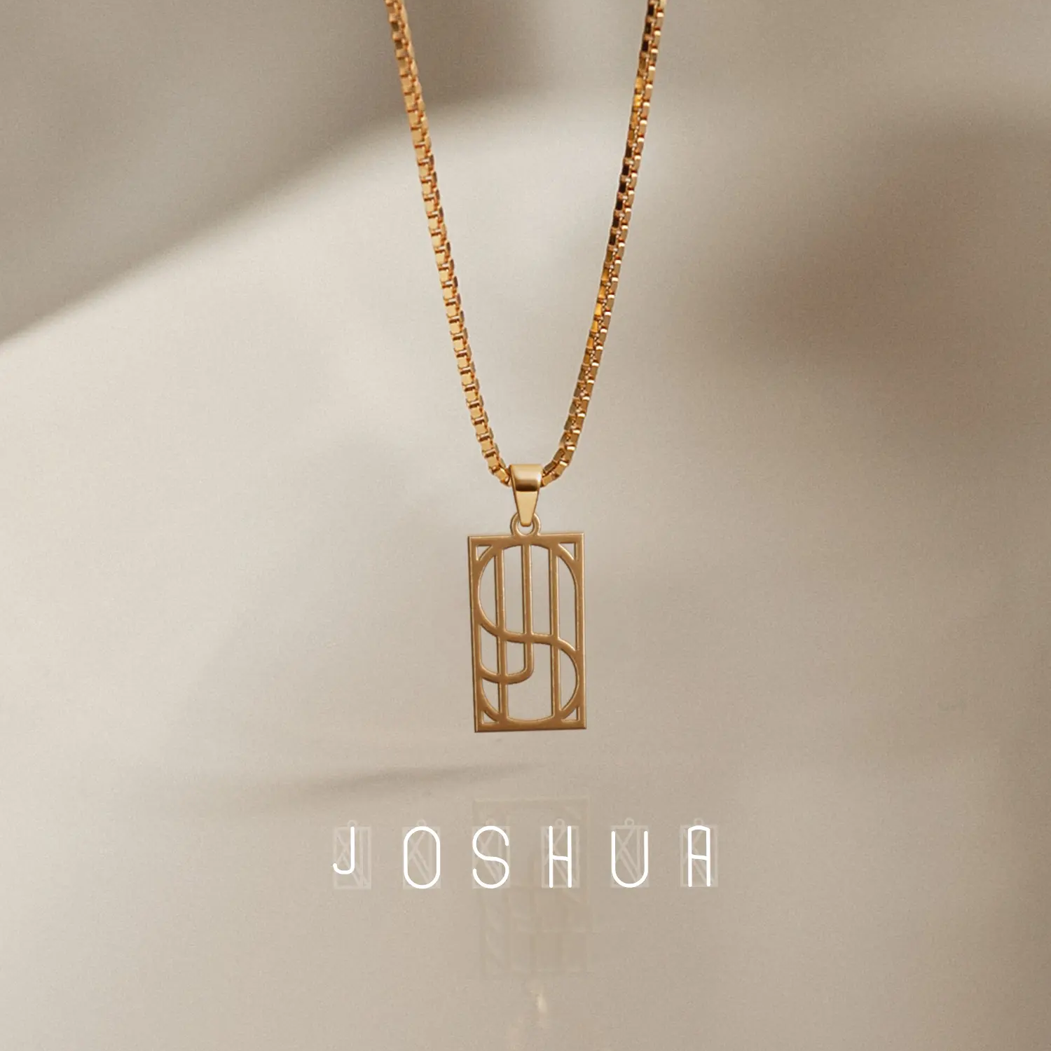 Anpassat rektangelmonogramhalsband med namn/namn