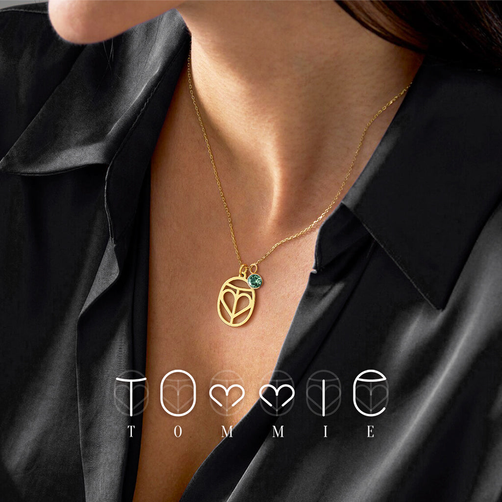 Ovalt monogramhalsband med namn med tryck