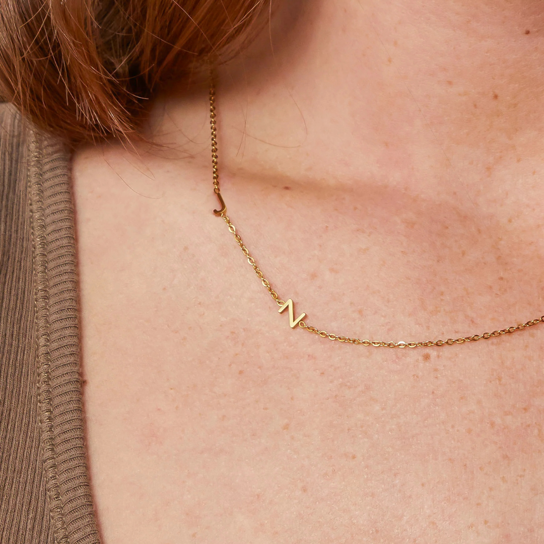 Custom Zijwaarts Initialen Ketting